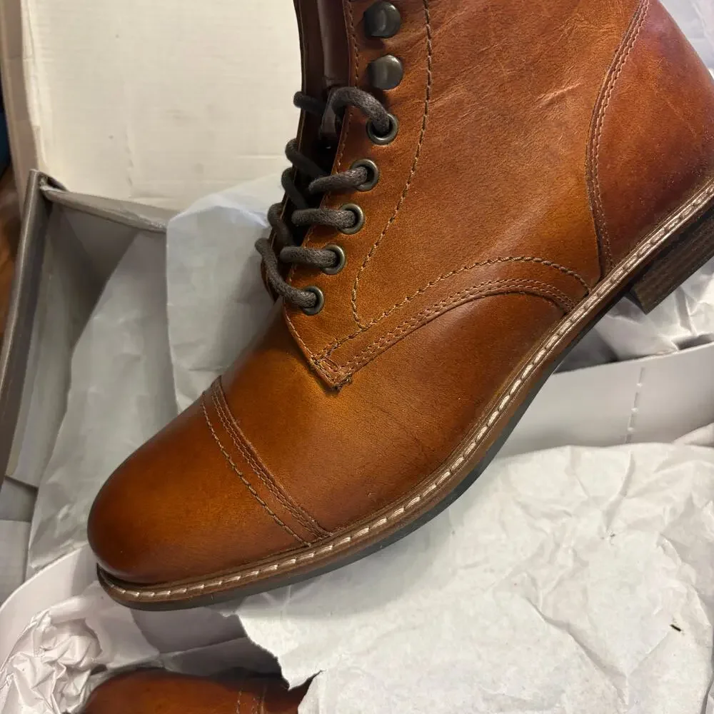 Crown Vintage Mens Lingdale Boots 8.5 NWT Cognac Brown Leather Lace Cap Toe